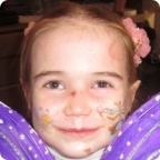 Лиза Команова