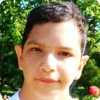 Эмиль вернулся с дельфинотерапии