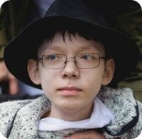 Доставка коляски Денису Ляшенко