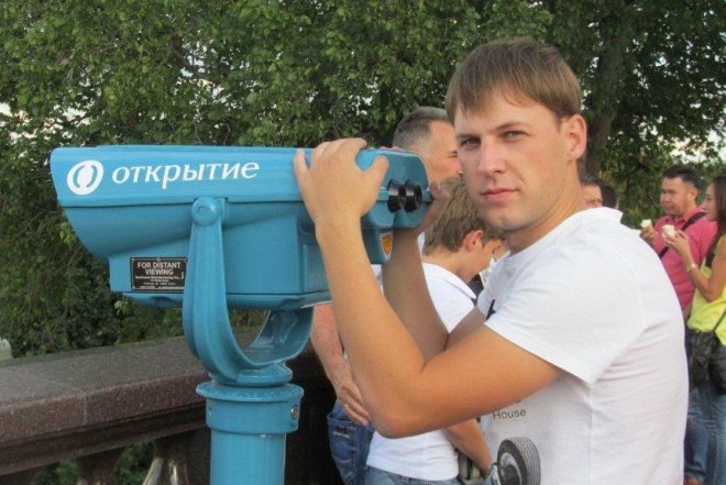 Антон Изотов