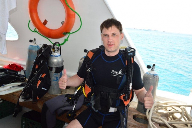 Антон Изотов