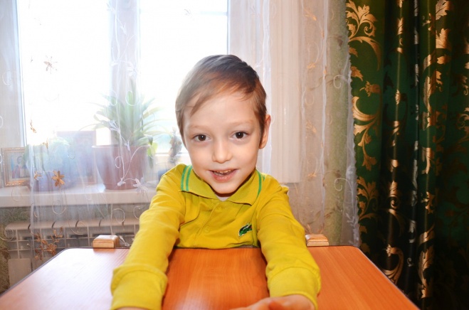 Расул Рустамов