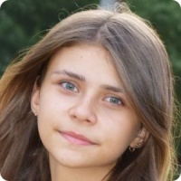 Лиза ходит и говорит