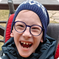 Серёжа учится жить